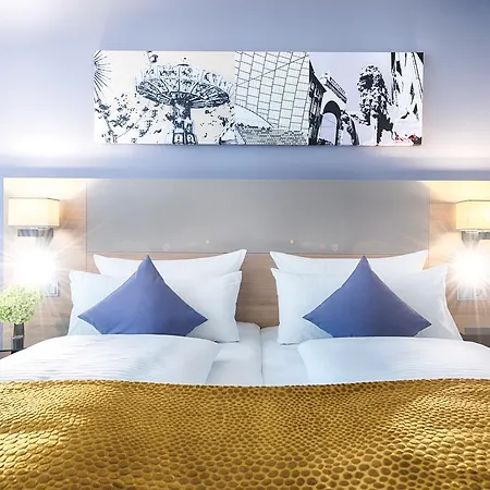 Leonardo North Hotel 4*