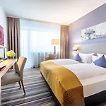 Hotel Leonardo North 4*
