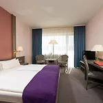 Leonardo North Hotell 4*