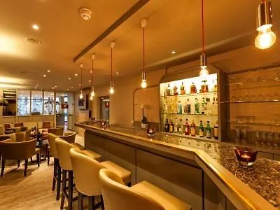 Leonardo North München