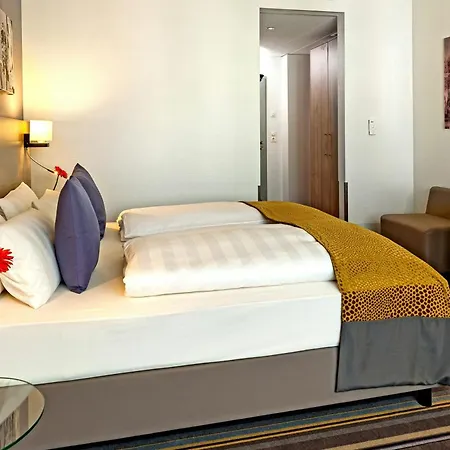 Leonardo North Отель 4*