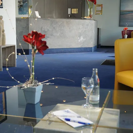 Отель Leonardo North 4*