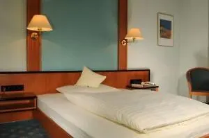 Leonardo North Отель 4*