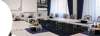 Отель Leonardo North 4*