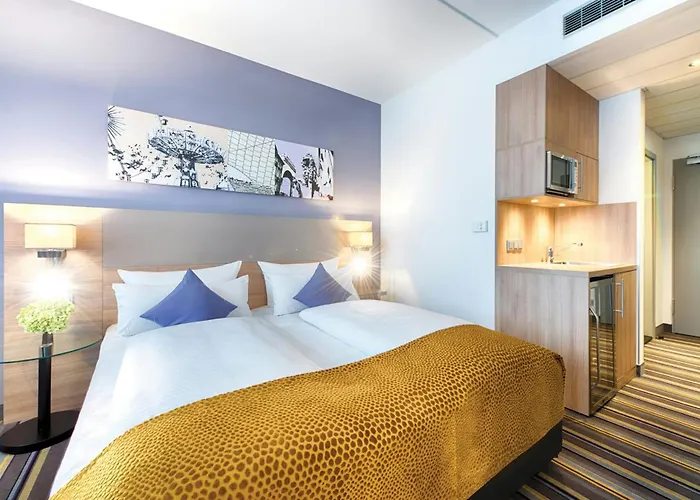 Leonardo North מלון 4*